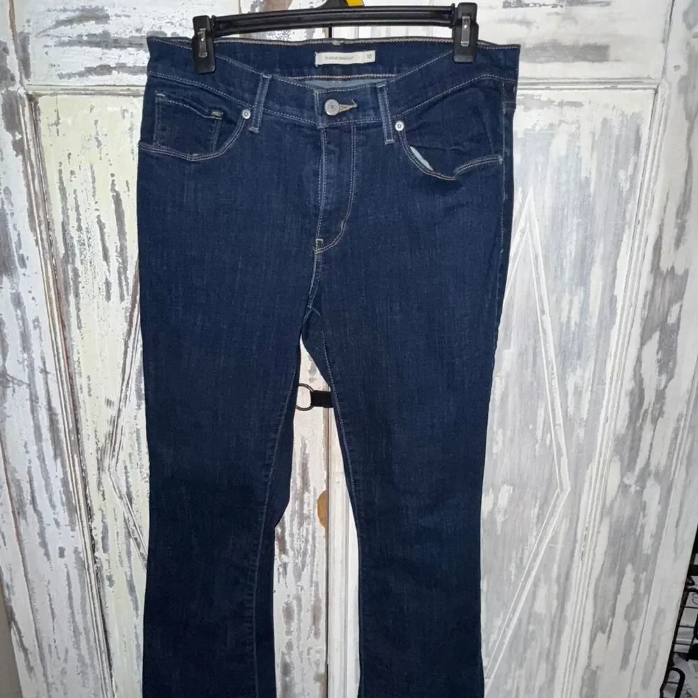 Levi-s Women's Navy and Blue Jeans
